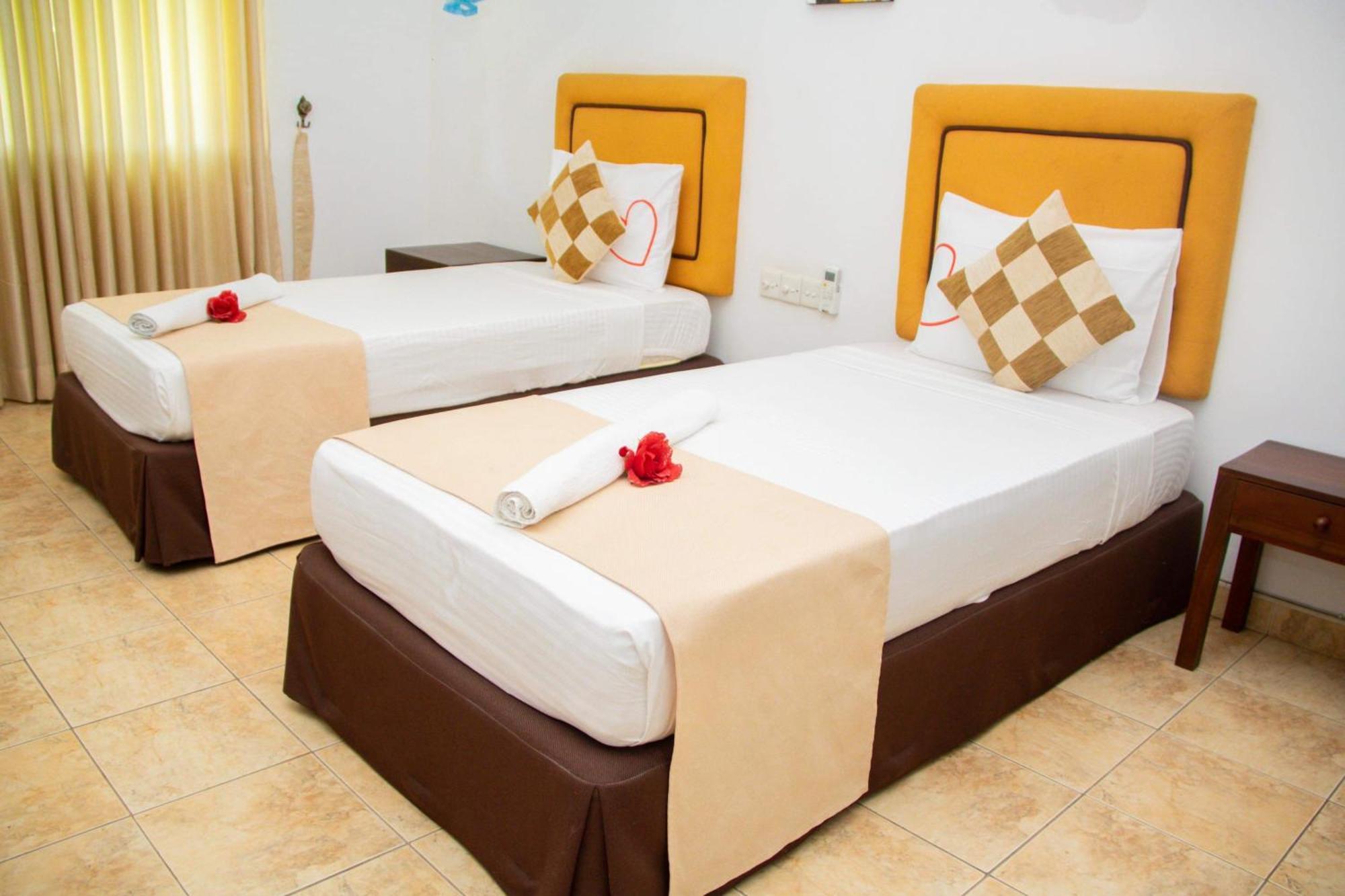 Yolanda Villa Negombo Exterior foto