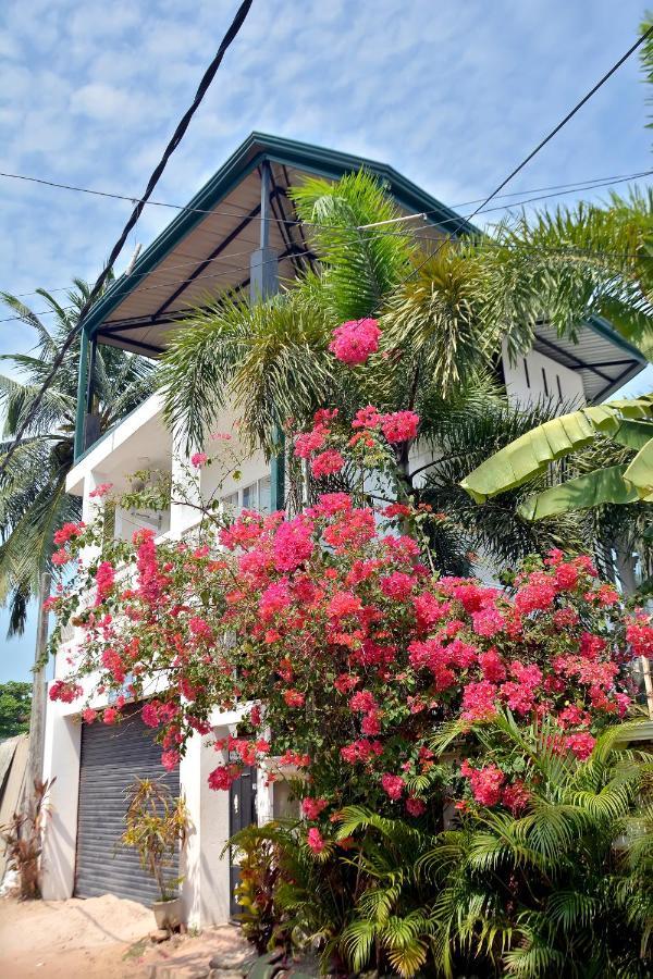 Yolanda Villa Negombo Exterior foto