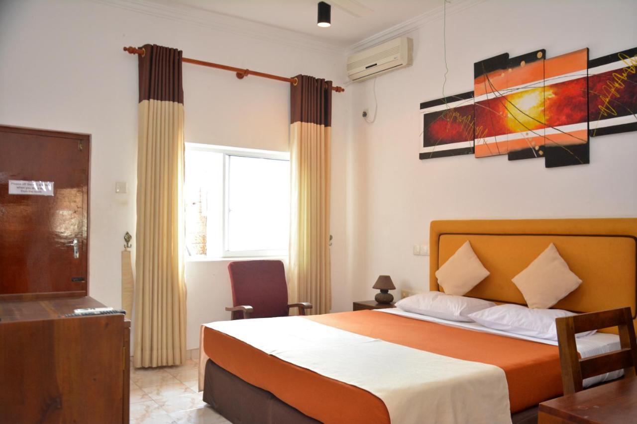 Yolanda Villa Negombo Exterior foto