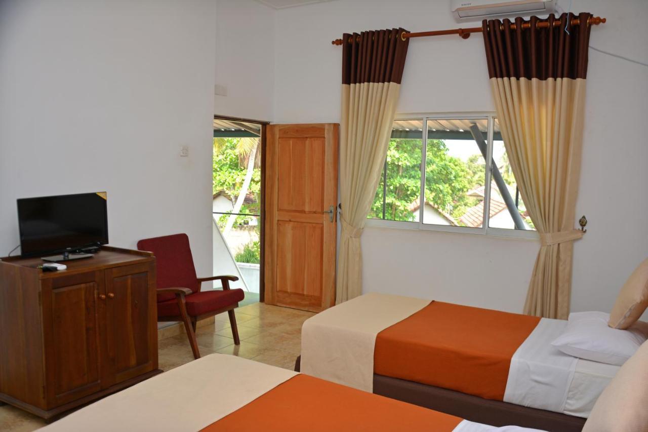 Yolanda Villa Negombo Exterior foto
